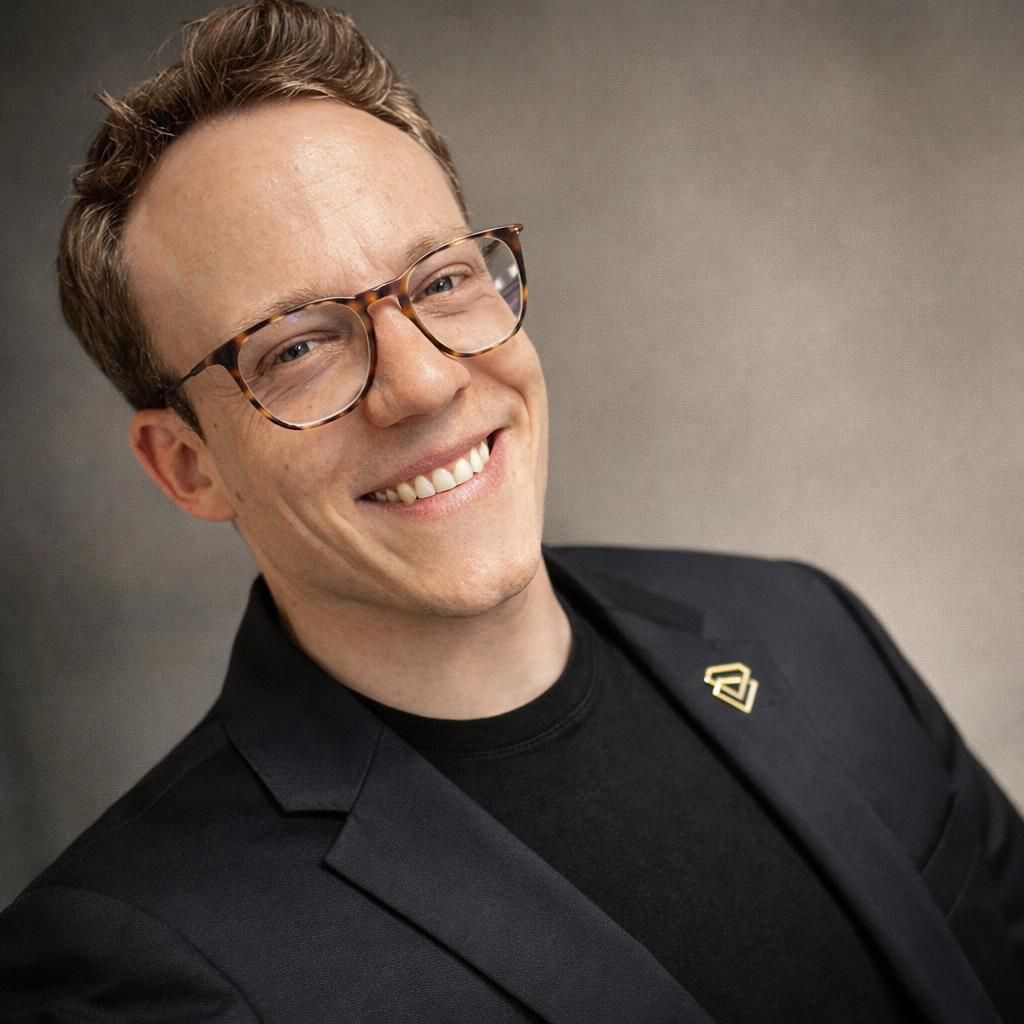 simonglaeve.de-portrait.jpeg